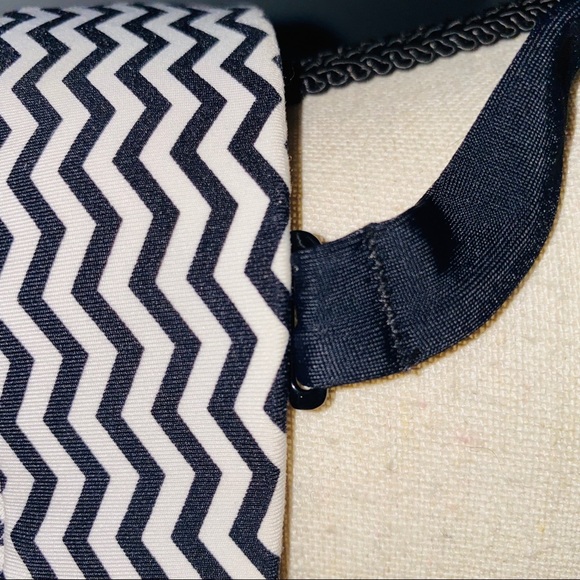 Topshop Patterned Wire Bikini Top💋 - Picture 9 of 9